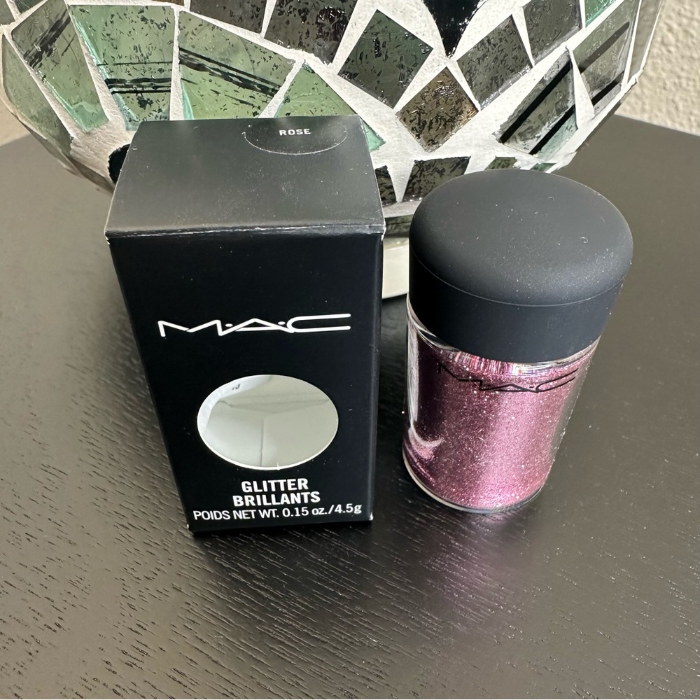 NWOT MAC Rose Glitter Brillants